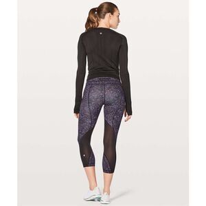 Lululemon Inspire Crop II Size 4 Crystalline Black Full On Luxtreme Mesh W6AMNS